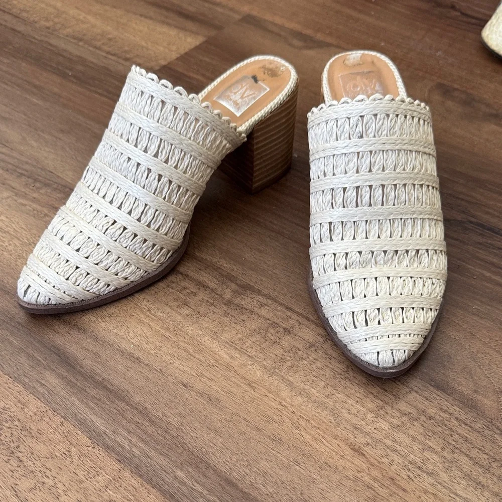 DV by Dolce Vita Cream Textured Mules - Picture 1 of 5